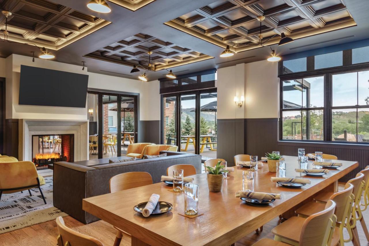 The Eddy Taproom & Hotel 戈尔登 外观 照片